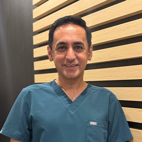 Dr. Hamed Hozhabr, Marine Dental Clinic